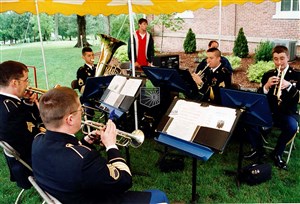 Image description is not available for 2000.343